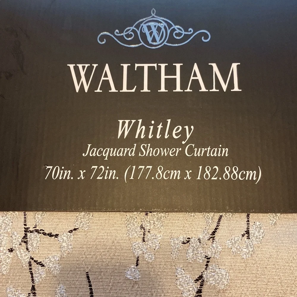 NWT Waltham Jacquard Shower Curtain “Whitley”, Sz. 70x72. Blush